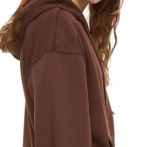 Sudadera con capucha recortada gris jaspeado para mujer-65% algodón, 35% poliéster, sudadera con cremallera completa Logotipo personalizado Sudaderas con capucha para mujer - Product Image 4