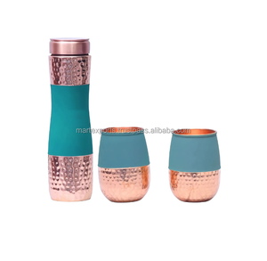 Bouteille d'eau en cuivre fabriquée à la main écologique étanche et pour l'hydratation avec de l'eau bouillante - Product Image 5