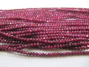 Cuentas de Corindón Rubí Natural en Forma de Rondelle de 2.5mm Microfacetadas, Vendidas por Hilo de 13 Pulgadas de Largo - Product Image 2