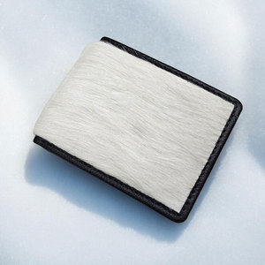 Portefeuille en cuir de vachette fait main pour homme, portefeuille en cuir à poils, design fin, portefeuille à double pli, cuir de qualité supérieure - Product Image 3