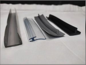 Automotive <b>Rubber</b> Trim Cover Sunstrip Weatherstrip Seal for Nissan Maxima 2021 OEM 66895-4RA0A 66896-4RA0A - Product Image 3