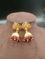 Boucles d'oreilles pendantes en laiton plaqué or en forme de boule avec perles rouges et perles d'imitation, style vintage, bijoux de mariage pour femmes