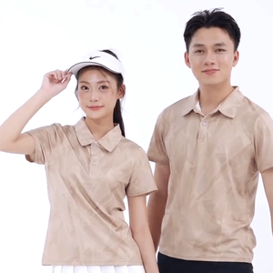 เสื้อกีฬาโพลีเอสเตอร์พิมพ์ลายแบบกำหนดเองได้ แขนสั้น คอเสื้อแบบยูนิเซ็กซ์ ระบายอากาศได้ดี เหมาะสำหรับกิจกรรมกลางแจ้ง ชุดทีม ชุดฝึกซ้อม - Product Image 4