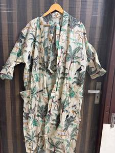 Bata Kimono de Algodón Floral de Lujo para Mujer, Ligera y Suave, Hecha a Mano con Estampado Digital, Cuello en V, Cierre con Cordón, Transpirable - Product Image 4