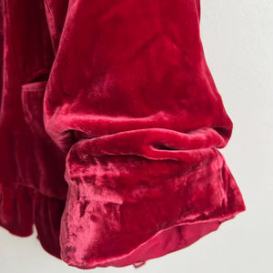 Blazer vintage rouge bordeaux en velours avec franges en soie, à nouer devant, manches longues, doublure, col en V, veste de fête formelle - Product Image 1