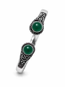 สร้อยข้อมือแบบเปิดสำหรับทุกเพศ Nature's Symphony Green Onyx Classic Bezel Set ชุบเงิน/ทอง ทำจากทองเหลือง เหมาะสำหรับเป็นของขวัญ - Product Image 1