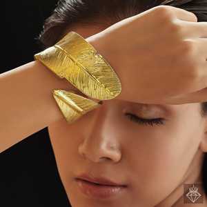 PRAO Bracelet jonc feuille plaqué or anti-ternissement Collection joncs fins - Product Image 4
