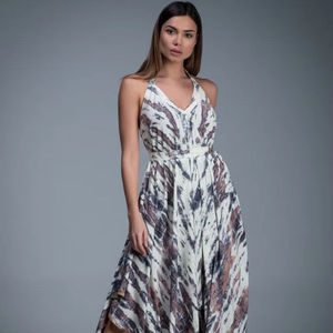 Combinaison bohème tie-dye pour femme, sans manches, maxi, coupe ample, fluide, tenue de plage estivale - Product Image 1