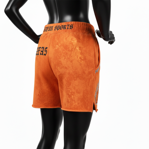 Shorts de Mujer en Felpa de Algodón y Poliéster con Lavado Ácido, 320 GSM, Color Marrón Camel Premium, Estilo Urbano, Logotipo con Transferencia Térmica de Pedrería - Product Image 4