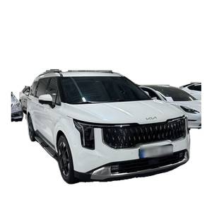 Kia Carnival HEV 7 places Modèle Signature 2024, 29 542 km, Boîte automatique, Sièges en cuir, Caméra de recul, Conduite à gauche - Product Image 1