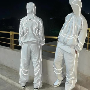 ชุดเสื้อแจ็คเก็ตและกางเกงขาสั้นแบบมีฮู้ดสำหรับผู้ชาย  ผ้ากันน้ำ  ใส่สบาย  เหมาะสำหรับการฝึกซ้อม - Product Image 1