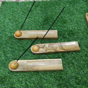 Porta Incienso de Sándalo, Diseño Artesanal en Madera, 12 Pulgadas, Ecológico, para Meditación en el Hogar y Uso con Incienso Indio, Precio Económico - Product Image 3