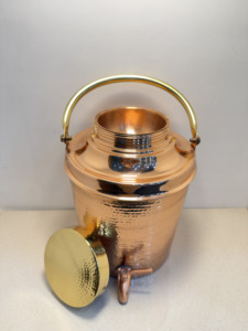 Premium Portable <b>Copper</b> Water Dispenser Tank 08L Hammered Ayurvedic Matka Camper with Brass Carry <b>Handle</b> Leakproof Tap - Product Image 2