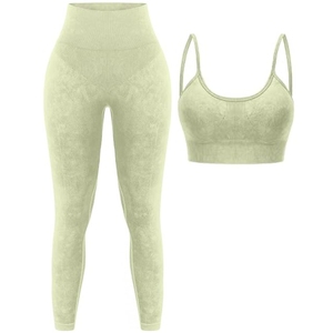 Ensemble 2 pièces pour femmes, haut de yoga à manches longues et épaules dénudées avec short, respirant, pour la danse et le sport - Product Image 4