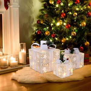 Decorazioni per Feste: Set di 3 Supporti Quadrati in Plastica con Luci LED Bianco Caldo e Confezione Regalo - Product Image 1