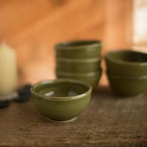 Tazón de Cerámica Verde Oliva para Aperitivos, Estilo Rústico, Acabado Liso, Diseño Compacto, Duradero, Apto para Alimentos, Ideal para Salsas, Frutos Secos y Postres - Product Image 2