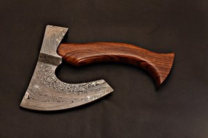 Hacha de Acero de Damasco Forjada a Mano con Mango de Madera de Palisandro para Partir Leña, Acampar al Aire Libre, Caza, Supervivencia, Herramienta OEM Personalizada - Product Image 3