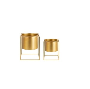 Baño para pájaros de metal hecho a mano, estilo vintage decorativo, construcción de hierro duradera, atracción para pájaros en el jardín exterior. - Product Image 6