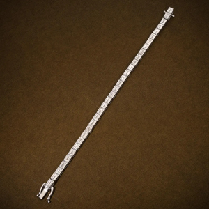 Pulsera de tenis de lujo con 25 diamantes de laboratorio talla baguette, certificada por IGI, oro de 14K, elegante regalo de joyería para bodas y fiestas. - Product Image 4