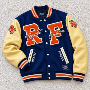 Blouson universitaire brodé avec lettres en relief, manches contrastées et boutons-pression, designs personnalisés, vente en gros OEM - Product Image 3