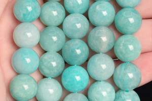 ลูกปัดอะเมโซไนต์สีเขียวแท้จากรัสเซีย พลอยธรรมชาติทรงกลม ร้อยเป็นเส้นครึ่งเส้น ขนาด 7.5 นิ้ว จำนวนมาก - Product Image 3