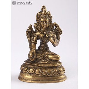 Petite sculpture de Tara blanche d'idole en laiton bouddhiste tibétaine de 4 pouces faite à la main - Product Image 2