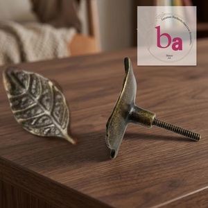 Poignée de meuble rustique en fonte en forme de feuille pour armoire, commode, tiroir et porte de cuisine ou de bureau - Product Image 3
