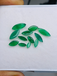Émeraude naturelle de qualité supérieure, taille marquise, provenant de Zambie, certifiée IGI, couleur verte, 9 carats, pour la fabrication de bijoux, prix avantageux - Product Image 2