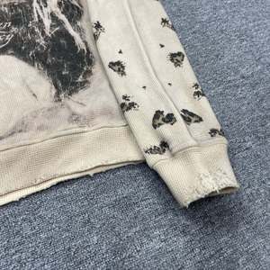 เสื้อฮู้ดครอปผ้าคอตตอนเทอร์มอลลายวาฟเฟิลสำหรับผู้ชาย พร้อมดีไซน์ฟอกสีแบบดิสเทรสและลายพิมพ์ DTG สไตล์วินเทจสตรีทแวร์ - Product Image 3