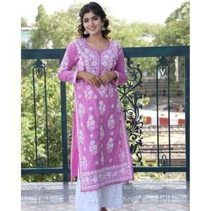 DESIGNER TOP PUNTADA CADENA RAYÓN CON PALAZZO ROSA - Product Image 1