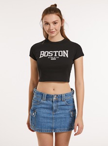 เสื้อครอปพิมพ์ลายด้านหลัง แขนสั้น คอกลม ผ้าฝ้าย สวมใส่สบาย สไตล์สตรีทแวร์ เหมาะสำหรับใส่ในชีวิตประจำวันช่วงฤดูร้อน เสื้อครอปผู้หญิงลำลอง - Product Image 3