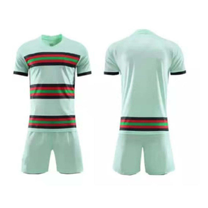 Uniforme de Fútbol de Invierno de Última Moda, Uniforme de Fútbol al por Mayor para Adultos, Alta Calidad, 100% Poliéster Sublimado - Product Image 2