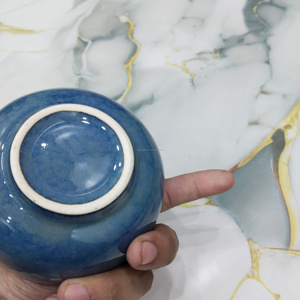 Bols en céramique bleu foncé de luxe, émaillés à la main, pour les maisons modernes, bols en grès polyvalents, idéaux pour les repas quotidiens, les occasions spéciales - Product Image 3