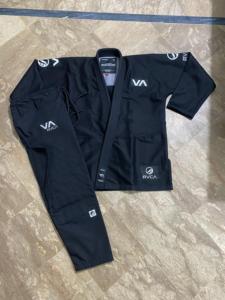 คุณภาพสูงสุด 450gsm Shoyorol Batct # ชุดยิวยิตสูบราซิล RVCA V2 สำหรับผู้ใหญ่ สีดำ ผ้าฝ้าย 100% ชุดยูโด/ศิลปะการต่อสู้ - Product Image 1