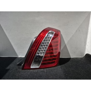 Feu arrière droit d'occasion Opirus 2003-2010, ensemble de feux combinés arrière, référence OEM 924023F500 - Product Image 1