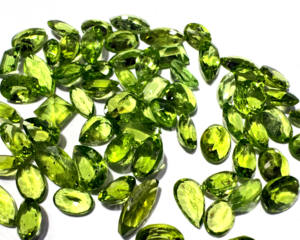 พลอยเพอริดอทดิบคุณภาพสูง ทรงเหลี่ยมเจียระไน รับรองโดยบุคคลที่สาม แหล่งกำเนิดสหรัฐอเมริกา (แอริโซนา) น้ำหนัก 0.1-5.0 กะรัต ขายส่ง - Product Image 3