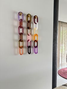 Colorful Resin Chain Wall Sculpture Art Decor Irregular Shape Home Decoration Casting Technique Artistic Feature - Product Image 4