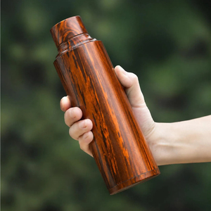 Botella de Cobre de la Mejor Calidad, Diseño Único, Botella de Cobre para Agua Saludable, Disponible en Tamaño Mediano - Product Image 2