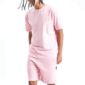 Ensemble T-shirt et short pour homme XL de haute qualité et confortable, logo personnalisé, grande taille, fabriqué au Pakistan, prix avec logo imprimé numériquement - Product Image 4