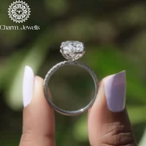 แหวนหมั้นทรงรีประดับมอยส์ซาไนต์ Charm_Jewells เงินแท้ 925 แบบหนามเตย สไตล์คลาสสิกสำหรับผู้หญิง - Product Image 3