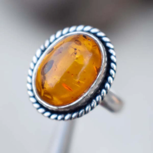Bague en argent sterling 925 avec ambre baltique naturel de coupe ovale, bijoux en pierres précieuses faits à la main pour femmes, vente en gros - Product Image 3