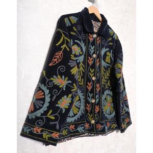 Hand Embroidered Quilted Breathable Velvet <b>Jacket</b> with Floral Pattern <b>Mandarin</b> <b>Collar</b> Full Sleeve Women's Winter Coat - Product Image 2