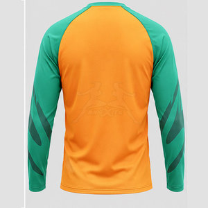 Jersey Deportivo Personalizado con Tu Propio Diseño a Bajo Precio, Jersey Deportivo con Manga Raglán en Oferta - Product Image 3
