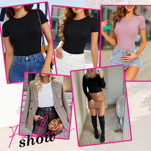 En gros Body T-shirt sculptant essentiel, col rond, manches courtes, effet seconde peau, coupe string - Product Image 6