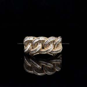 Bague pour homme en or jaune 10K avec diamants de laboratoire cubains de 1,89 carats, taille ronde et baguette, style cubain, bague de luxe, cadeau pour lui - Product Image 5