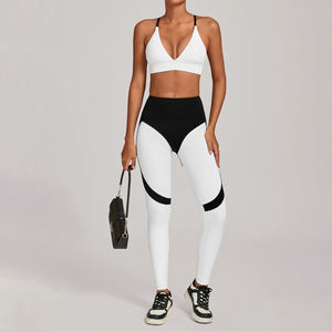 Ensembles de sport pour femmes : Legging contrastant à taille croisée et devant en V, tenues d'entraînement, de gym, de fitness et de yoga - Product Image 3