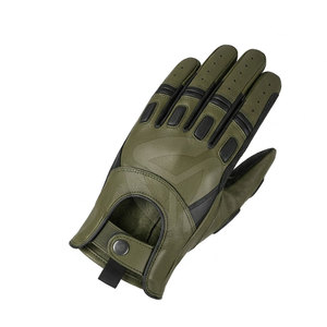 Men Leather <b>Gloves</b> Made From High Quality Material Offering Flexibility Comfort And Timeless Everyday Style - Product Image 4