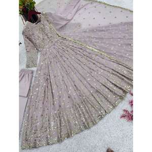 VESTIDO DE TRABAJO DE SECUENCIA DE BORDADO DE GEORGETTE DE DISEÑADOR CON CEBOLLA DUPATTA - Product Image 2