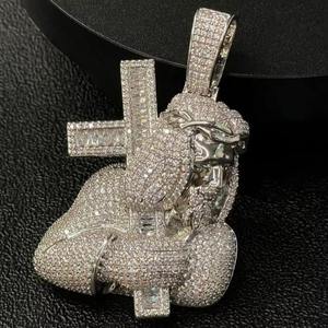 Pendentif religieux unisexe en moissanite taille ronde sertie clos, motif Jésus, plaqué argent, bijoux fins style hip-hop, breloques - Product Image 1