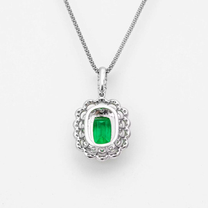 Collar de Oro Blanco de 14K Premium con Esmeralda de 2ct y Diamante Cultivado en Laboratorio, Engastado en Puntas, Certificado IGI, Ideal para Regalo de Aniversario o Festividades - Product Image 3